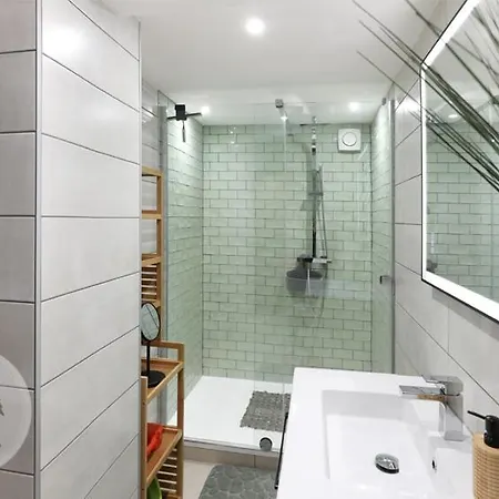 Lejlighed Le Briand 4etoiles Thermal Cosy Avec Terrasse Wifi *